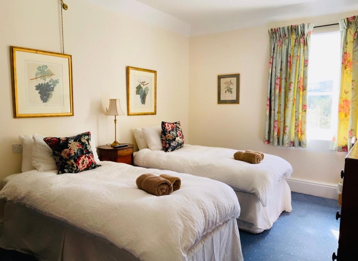 Cambus O' May Traditional Highland Hotel Ballater Exteriör bild