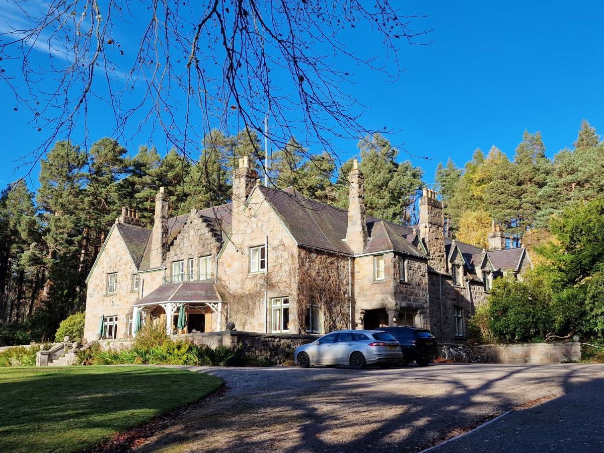 Cambus O' May Traditional Highland Hotel Ballater Exteriör bild