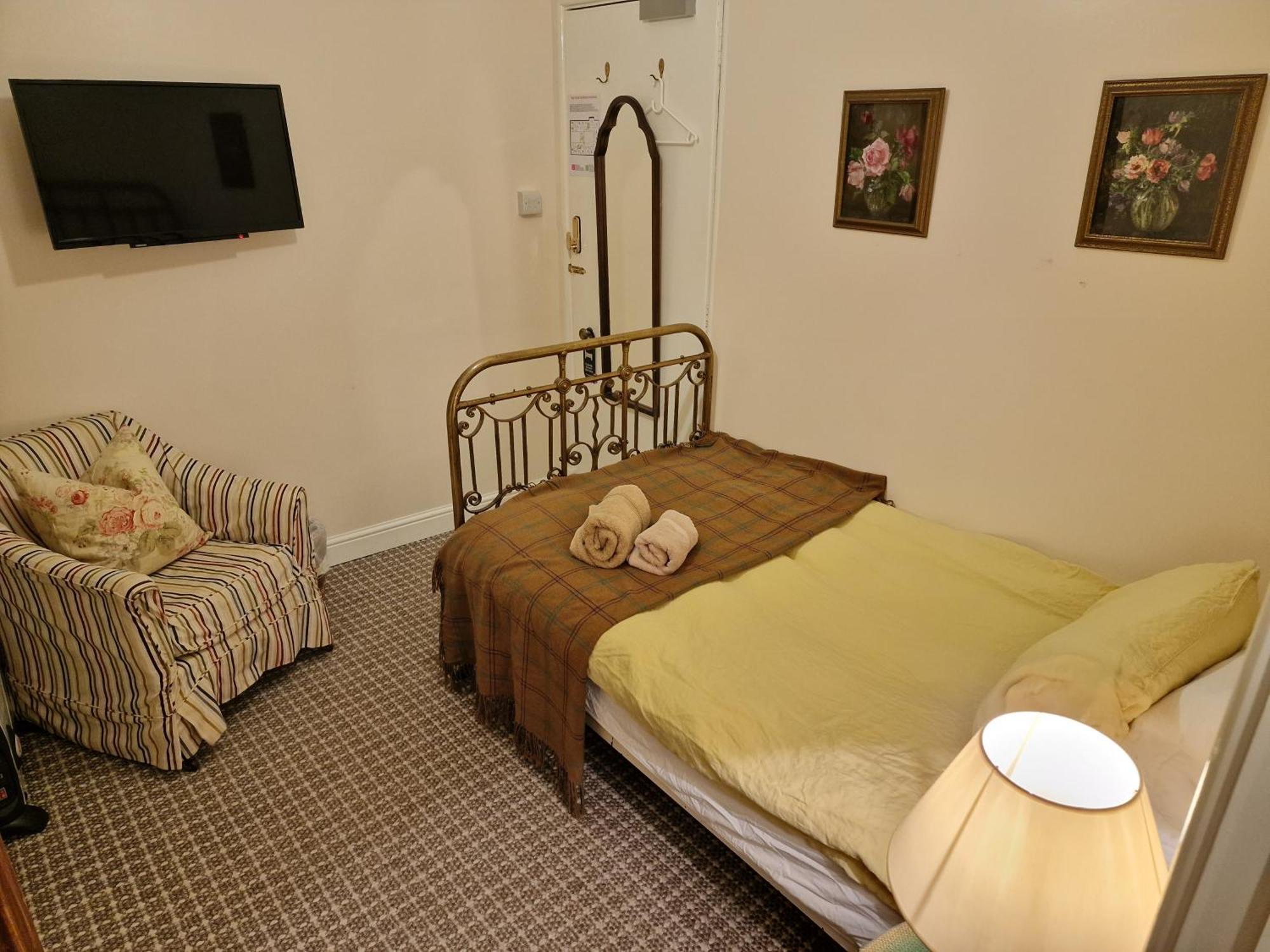 Cambus O' May Traditional Highland Hotel Ballater Rum bild