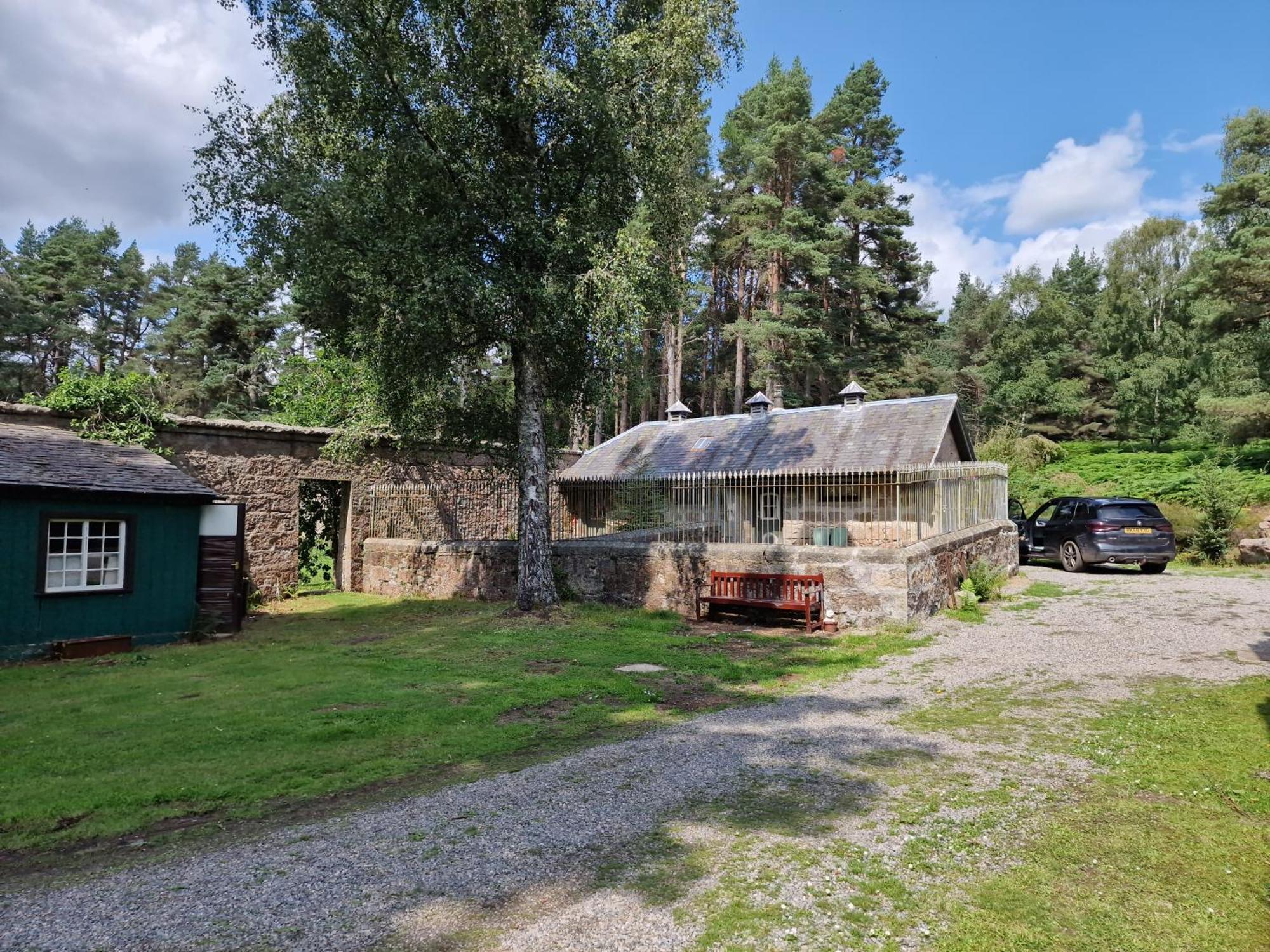 Cambus O' May Traditional Highland Hotel Ballater Exteriör bild